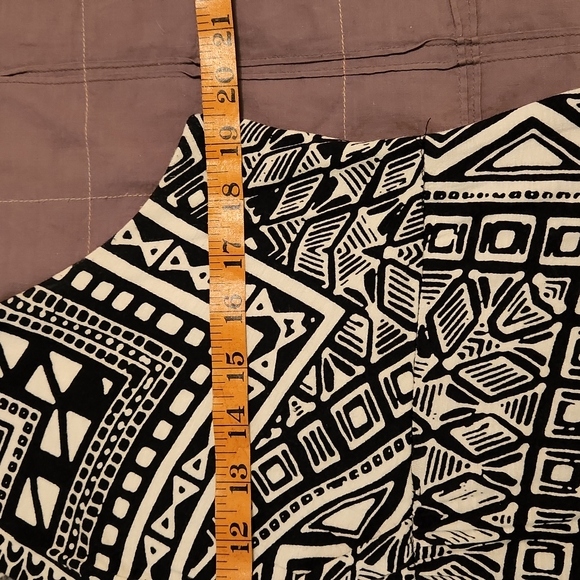 Black & White Tank dress - Picture 6 of 9